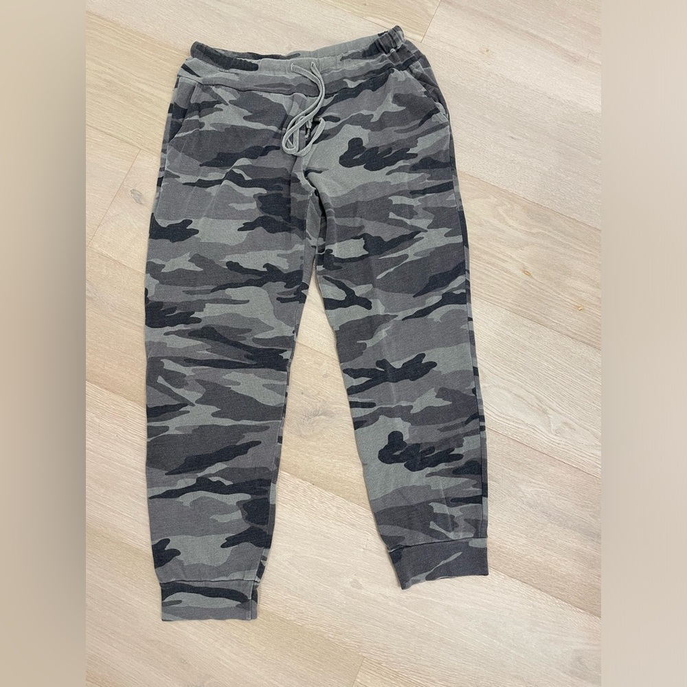 Splendid sweatpants